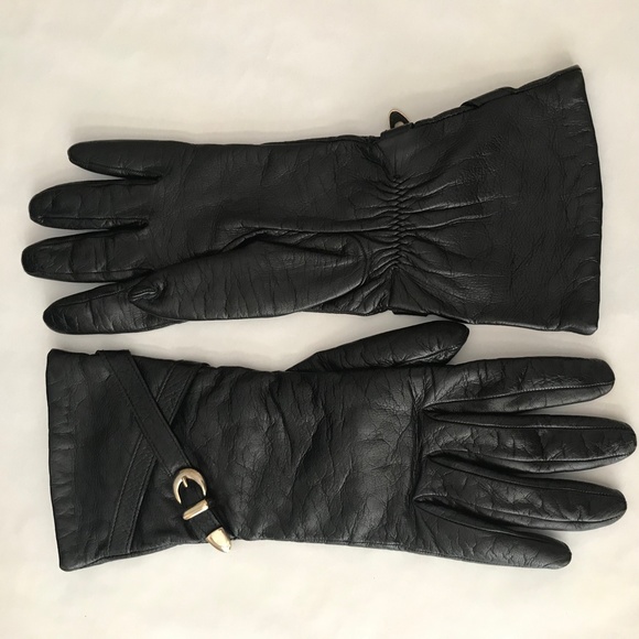 ❣️NWOT Fashionable❣️ Black Buttery Soft Leather Gloves - Picture 2 of 7